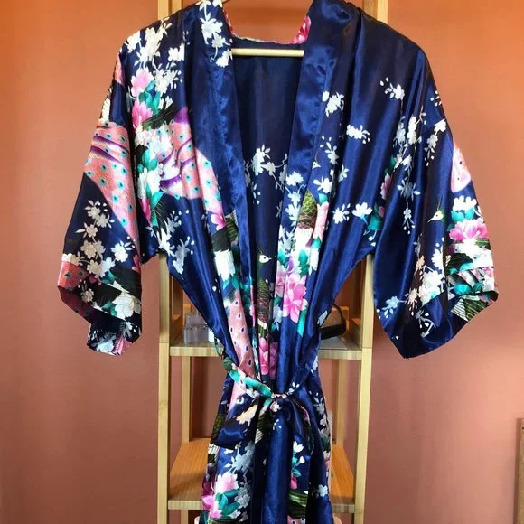 Vintage Satin Robe - Picture 1 of 2